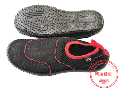 卓越鞋業(yè) 引領(lǐng)時尚，舒適至上的品牌體驗(yàn)